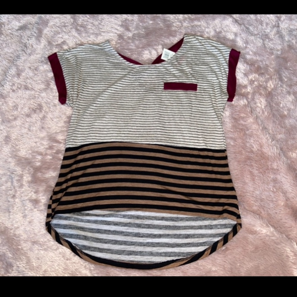 🚨 2/$10🚨 Line Top